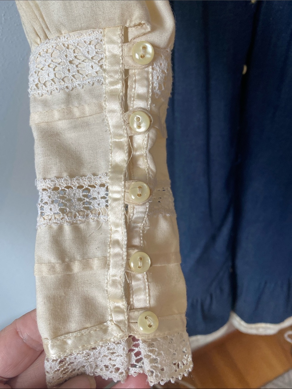 Gunne Sax Vintage 70’s
Prairie Dress Denim Festival
Western Cottagecore - Picture 9 of 17